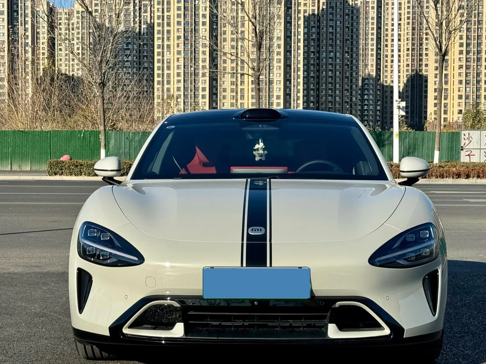 2024 MI SU7 thumbnail 2