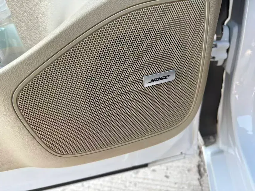 2022 Buick GL8 2.0T 237HP L4 9AT,autocango,china used car exporter,china ev exporter,chinese used car exporter,chinese used ev exporter