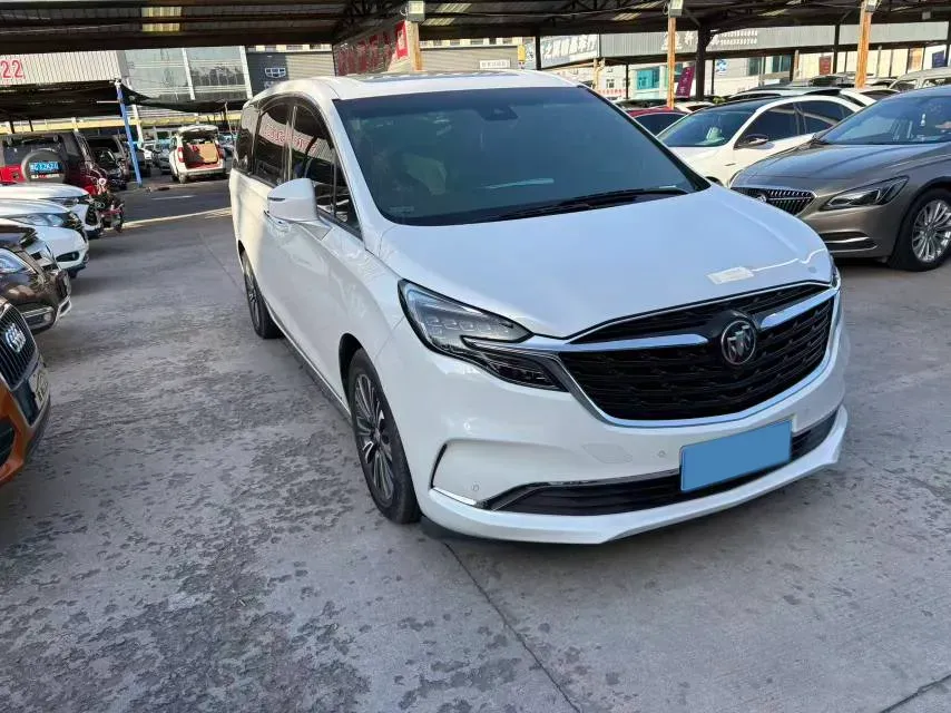 2022 Buick GL8 2.0T 237HP L4 9AT,autocango,china used car exporter,china ev exporter,chinese used car exporter,chinese used ev exporter