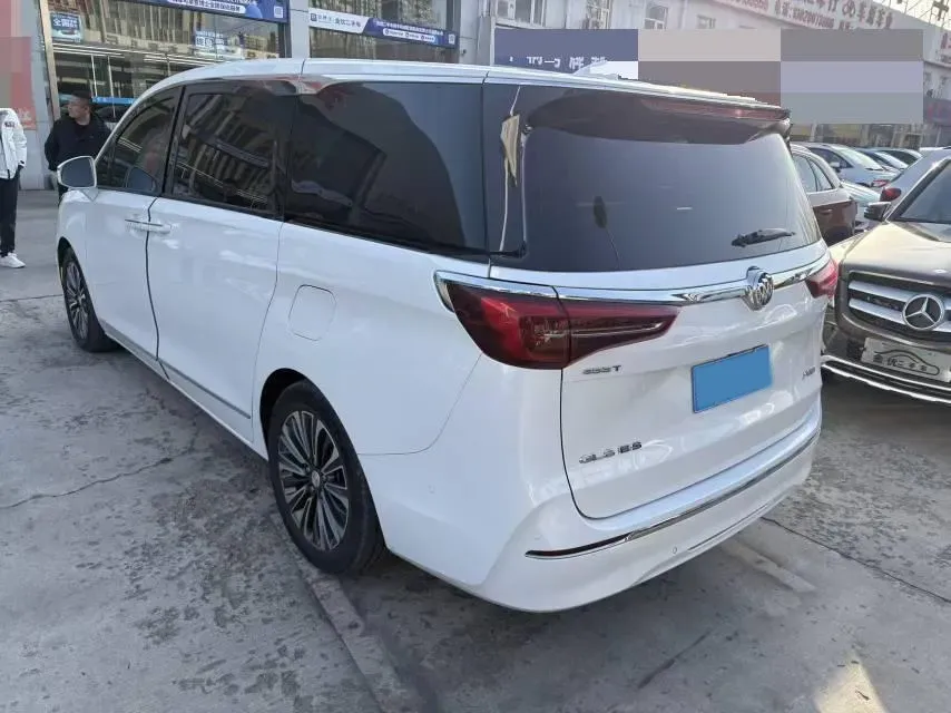 2022 Buick GL8 2.0T 237HP L4 9AT,autocango,china used car exporter,china ev exporter,chinese used car exporter,chinese used ev exporter