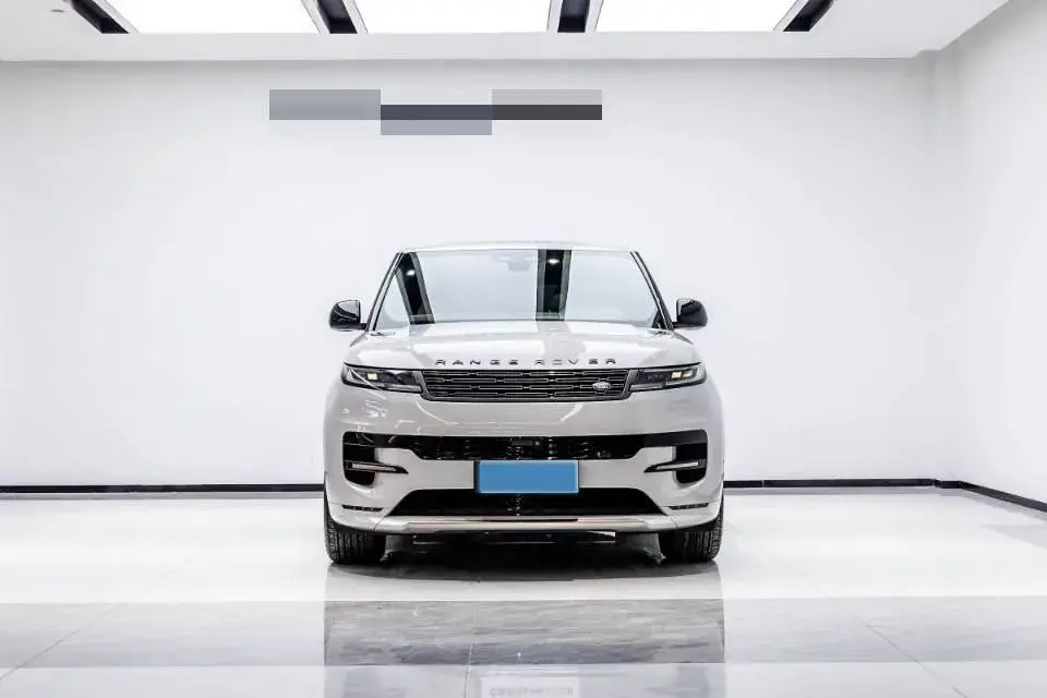 2023 LAND ROVER thumbnail 2