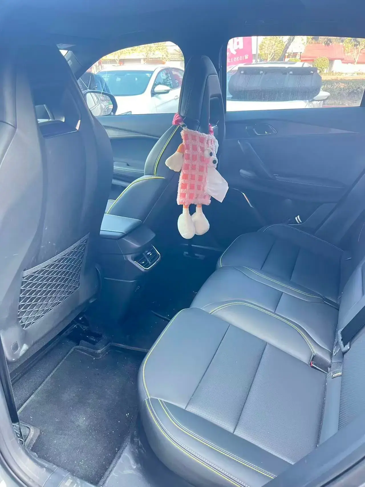 2023 LYNK&CO 06 thumbnail 3