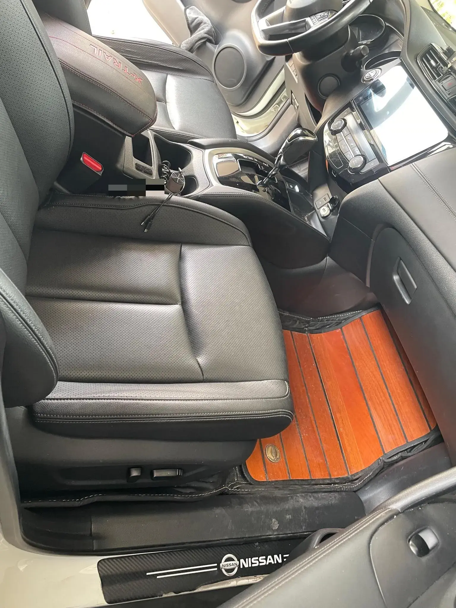 2021 NISSAN X-TRAIL thumbnail 4