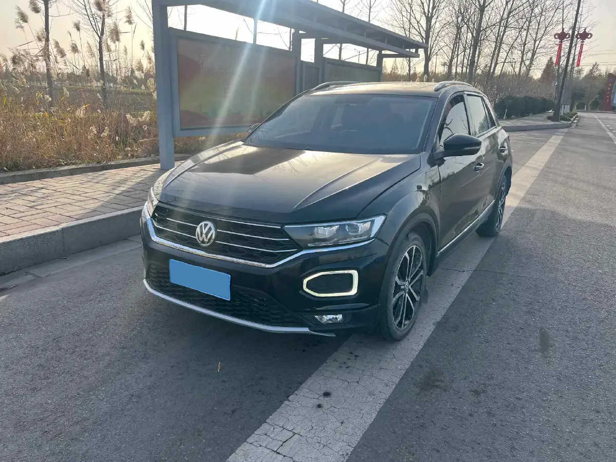 2019 Volkswagen T-Roc 1.4T 150HP L4 7DCT