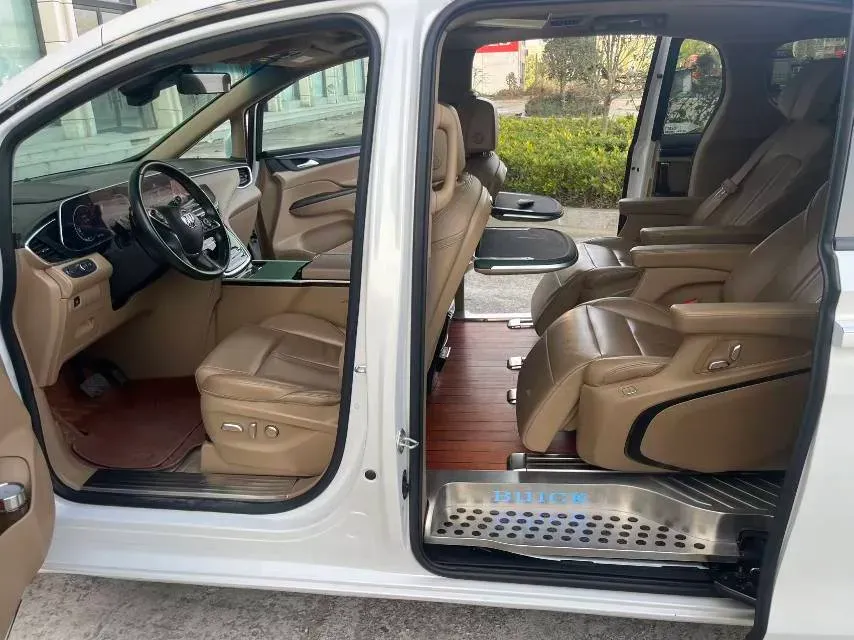 2020 Buick GL8 2.0T 237HP L4 9AT,autocango,china used car exporter,china ev exporter,chinese used car exporter,chinese used ev exporter