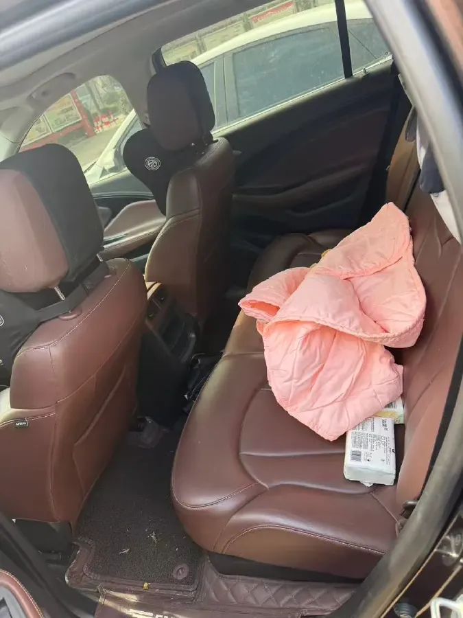 2021 Buick EnvisionPlus 1.5T 169HP L4 7DCT,autocango,china used car exporter,china ev exporter,chinese used car exporter,chinese used ev exporter