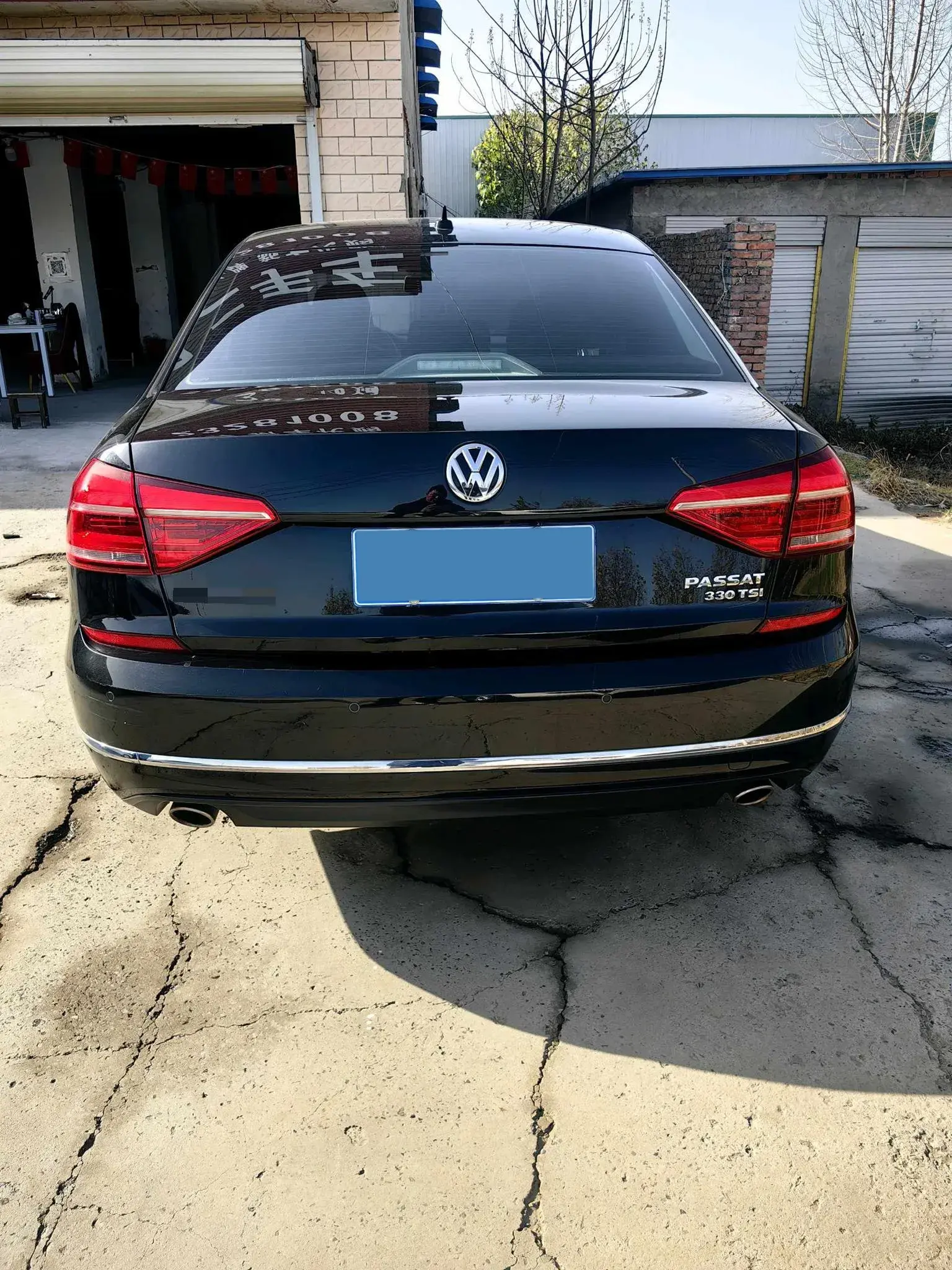 2017 VOLKSWAGEN PASSAT thumbnail 3