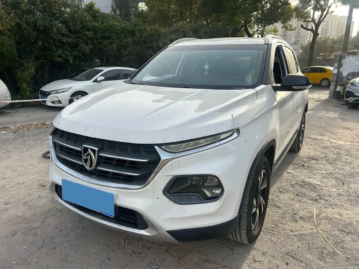 2017 BaoJun 510 1.5L 112HP L4 6MT