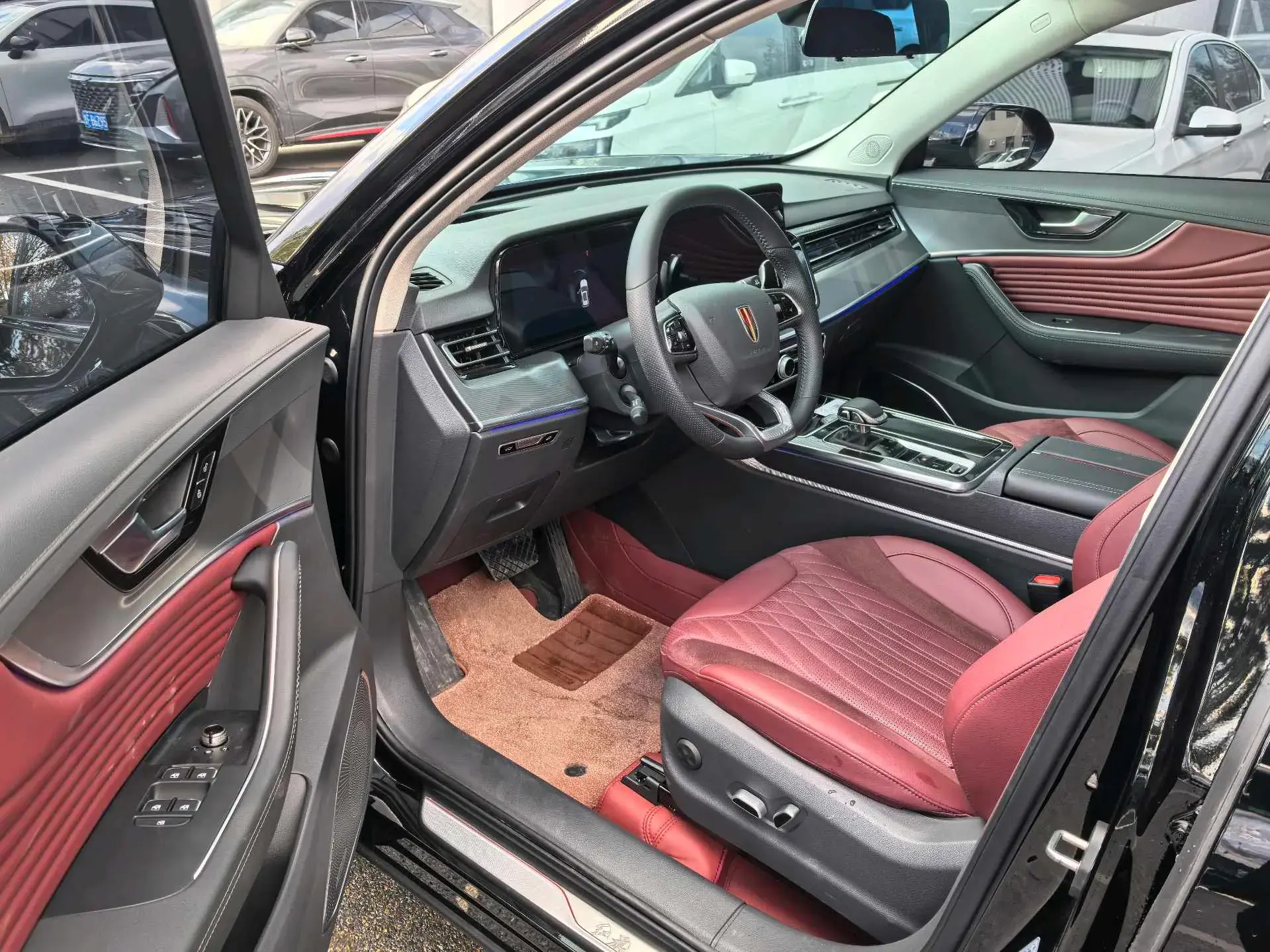 2023 HONGQI HS5 thumbnail 2