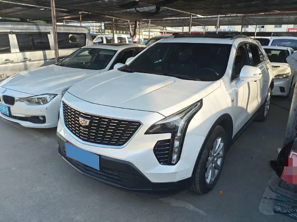 2022 Cadillac XT4 2.0T 237HP L4 9AT