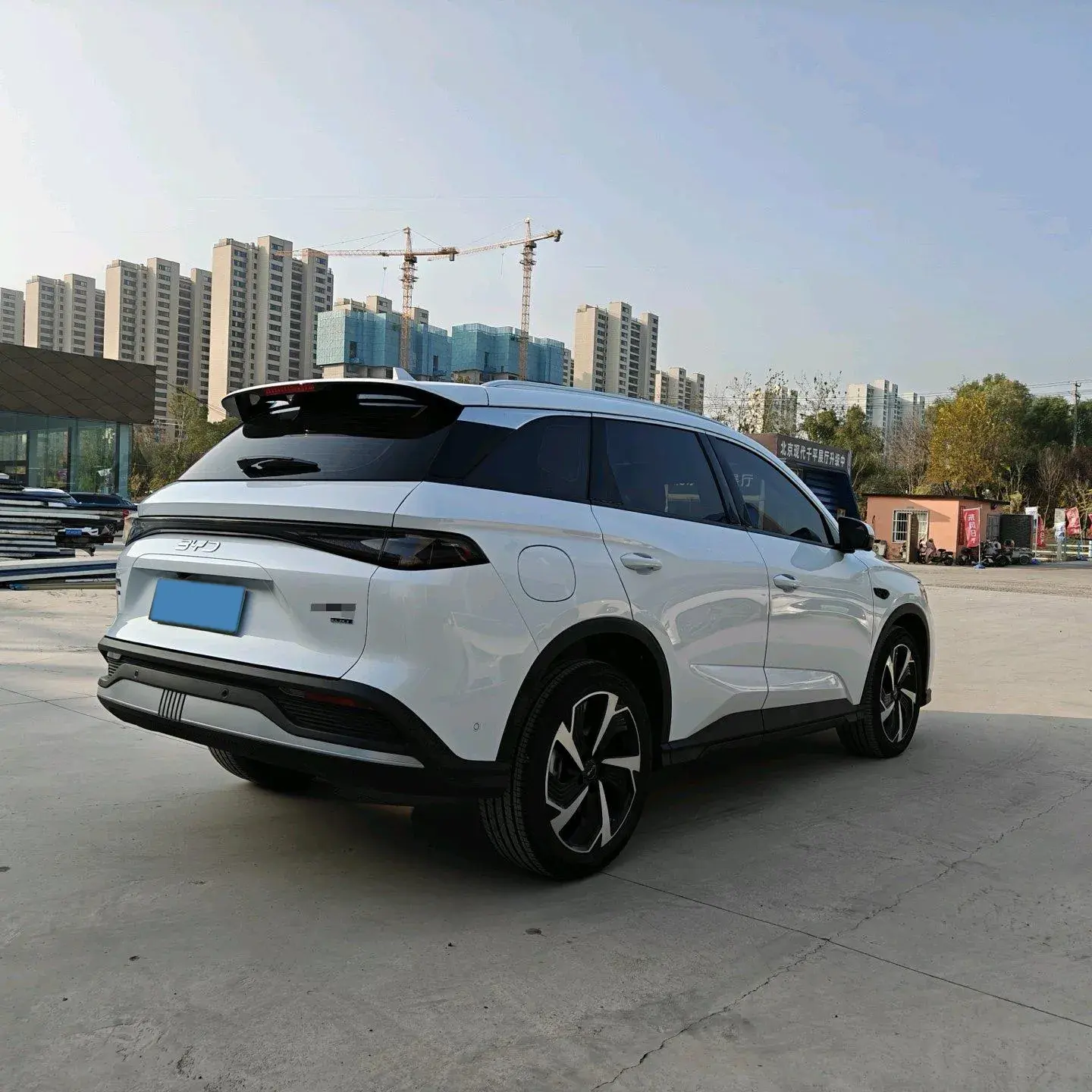 2025 BYD SEA thumbnail 4