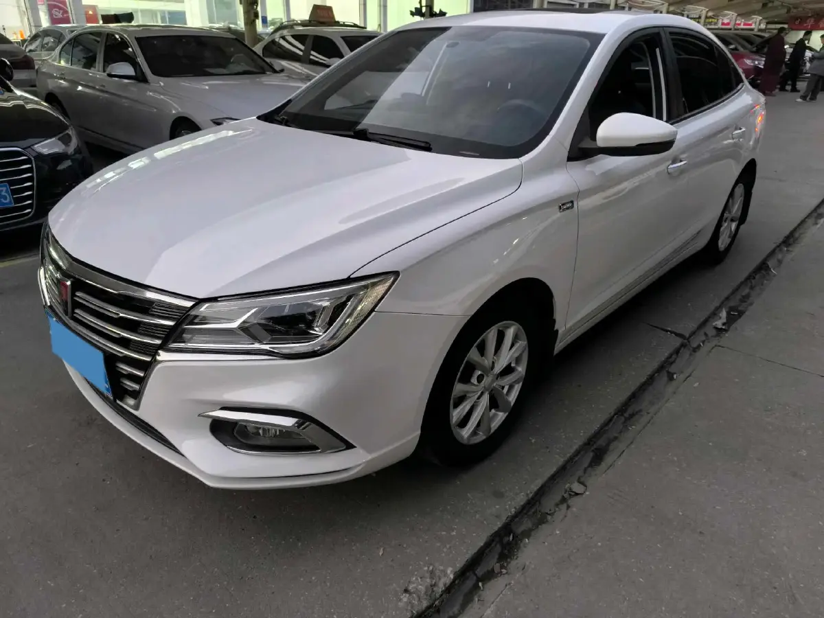 2019 Roewe i5 1.5L 120HP L4 CVT