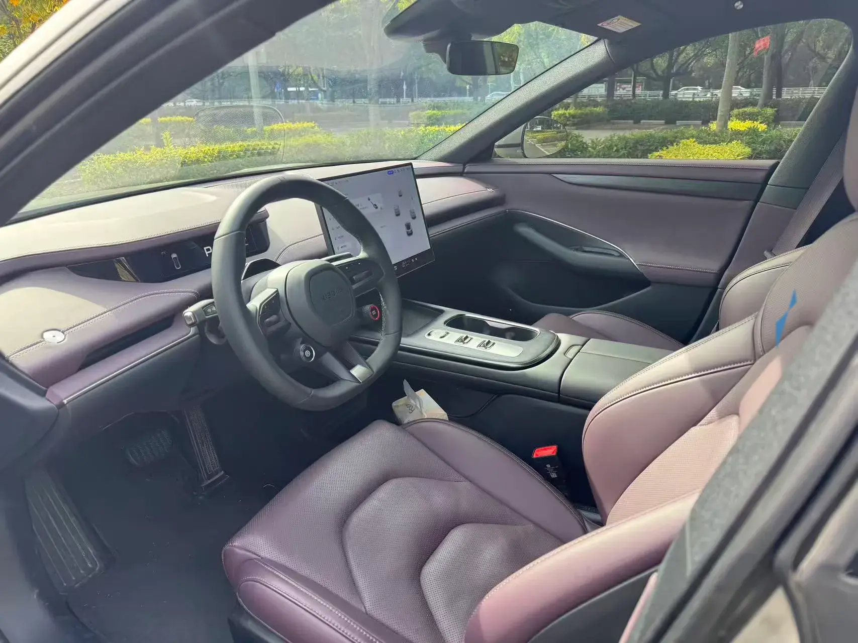 2024 MI SU7 thumbnail 4