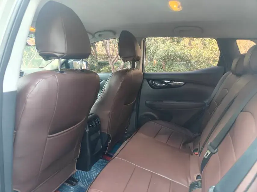 2021 NISSAN QASHQAI thumbnail 3