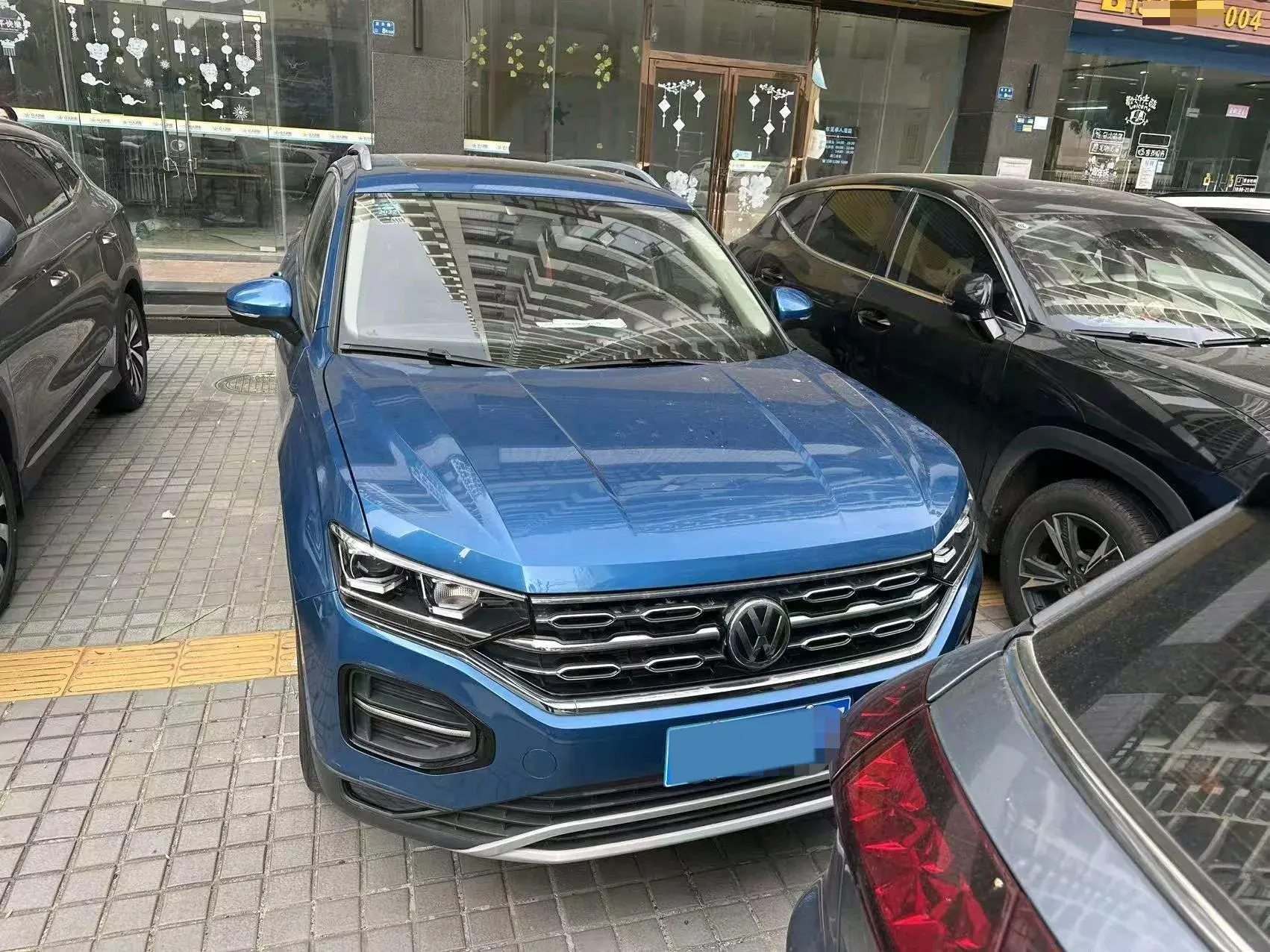 2019 VOLKSWAGEN TAYRON thumbnail 2