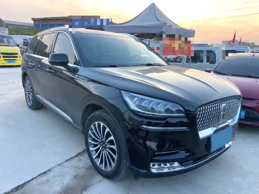 2023 LINCOLN AVIATOR thumbnail 2