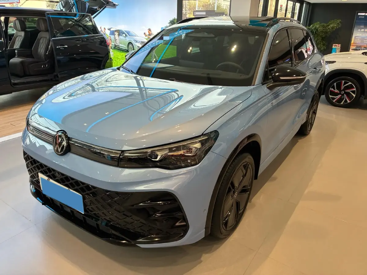 2024 Volkswagen Tiguan L 2.0T 220HP L4 7DCT