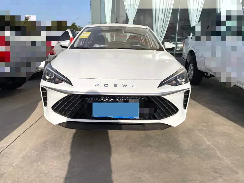 2026 Roewe i5 1.5L 129HP L4 CVT,autocango,china used car exporter,china ev exporter,chinese used car exporter,chinese used ev exporter