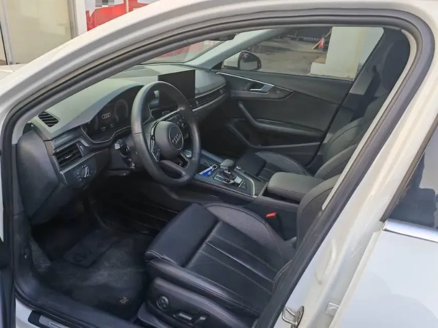 2020 Audi A4L 2.0T 150HP L4 7DCT,autocango,china used car exporter,china ev exporter,chinese used car exporter,chinese used ev exporter