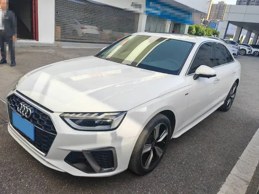 2020 Audi A4L 2.0T 150HP L4 7DCT