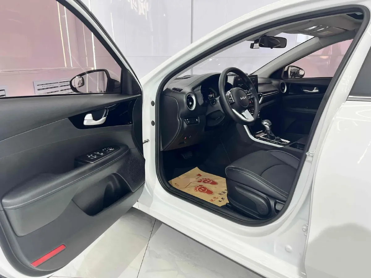 2021 Kia K3 1.5L 115HP L4 CVT,autocango,china used car exporter,china ev exporter,chinese used car exporter,chinese used ev exporter