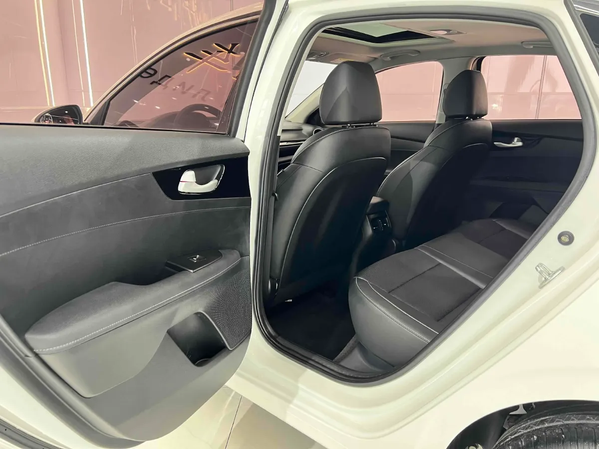 2021 Kia K3 1.5L 115HP L4 CVT,autocango,china used car exporter,china ev exporter,chinese used car exporter,chinese used ev exporter