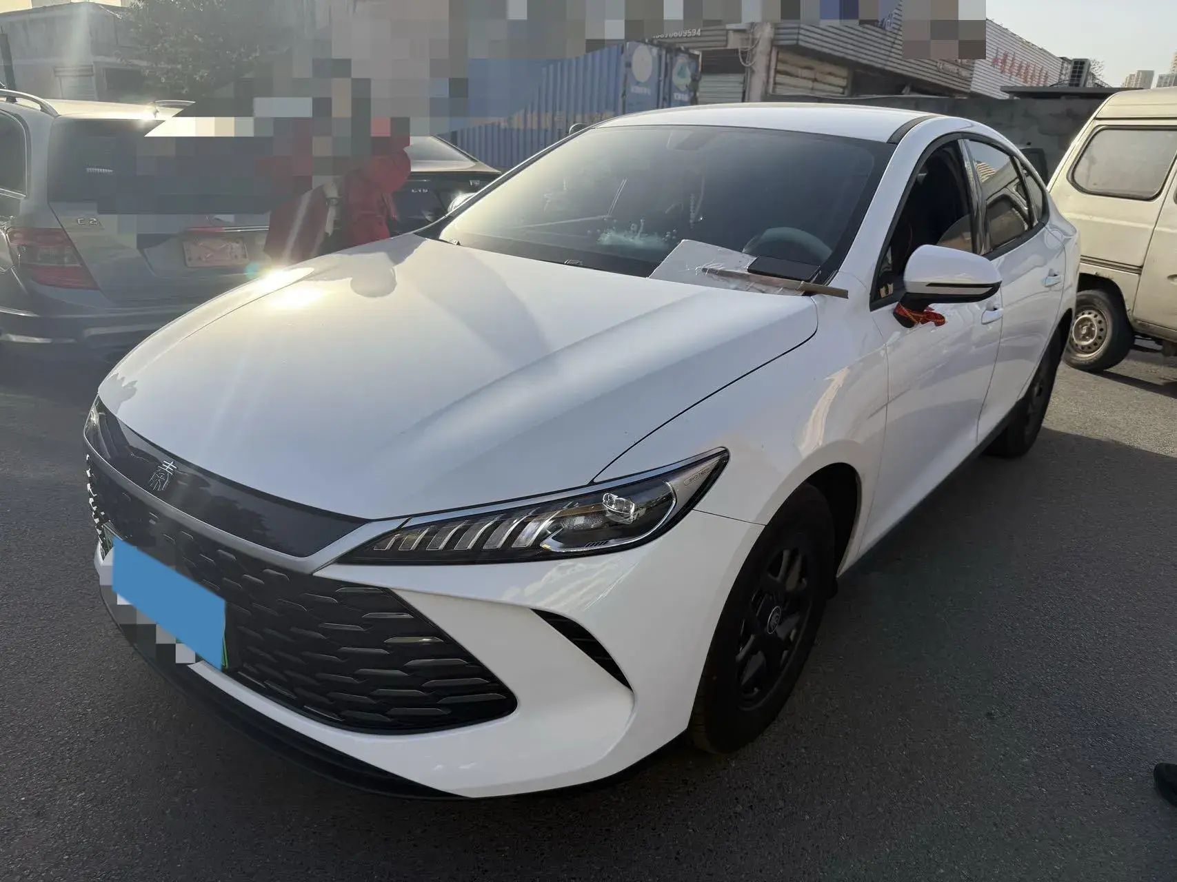 2025 BYD QIN view 1