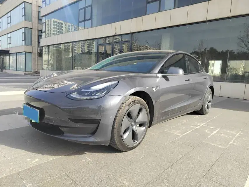 2020 Tesla Model 3 BEV 52KWH