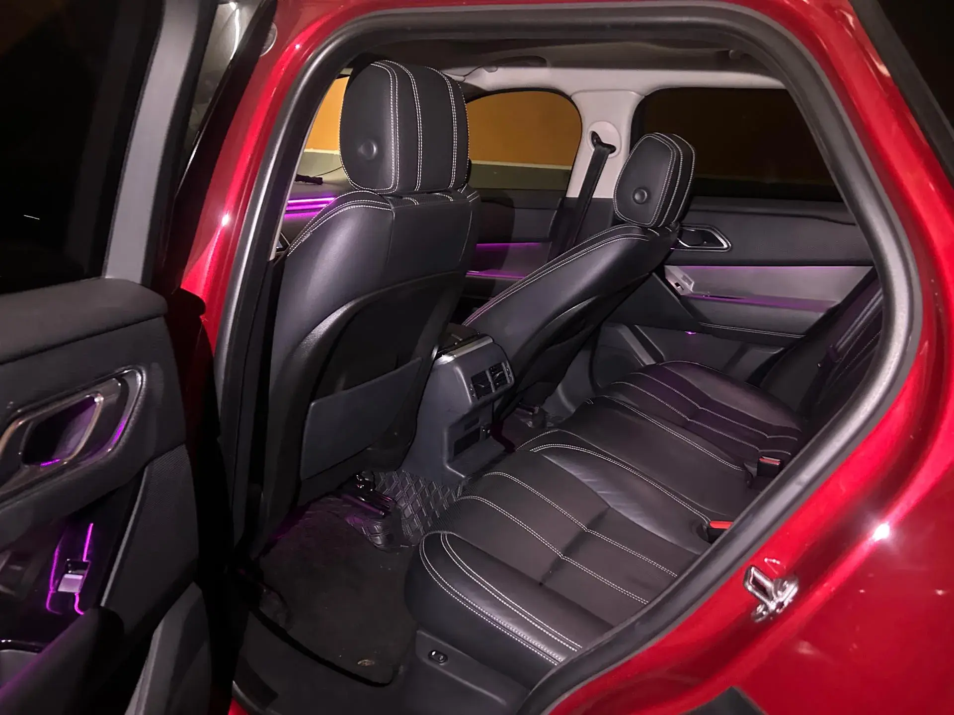 2018 LAND ROVER thumbnail 4