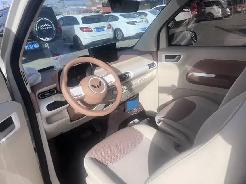 2024 WULING HONGGUANG thumbnail 2