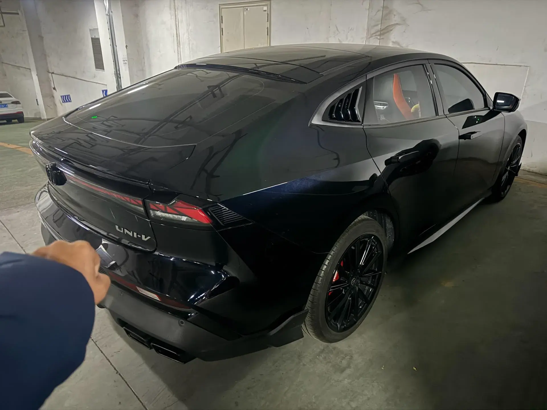 2024 CHANGAN UNI-V thumbnail 4