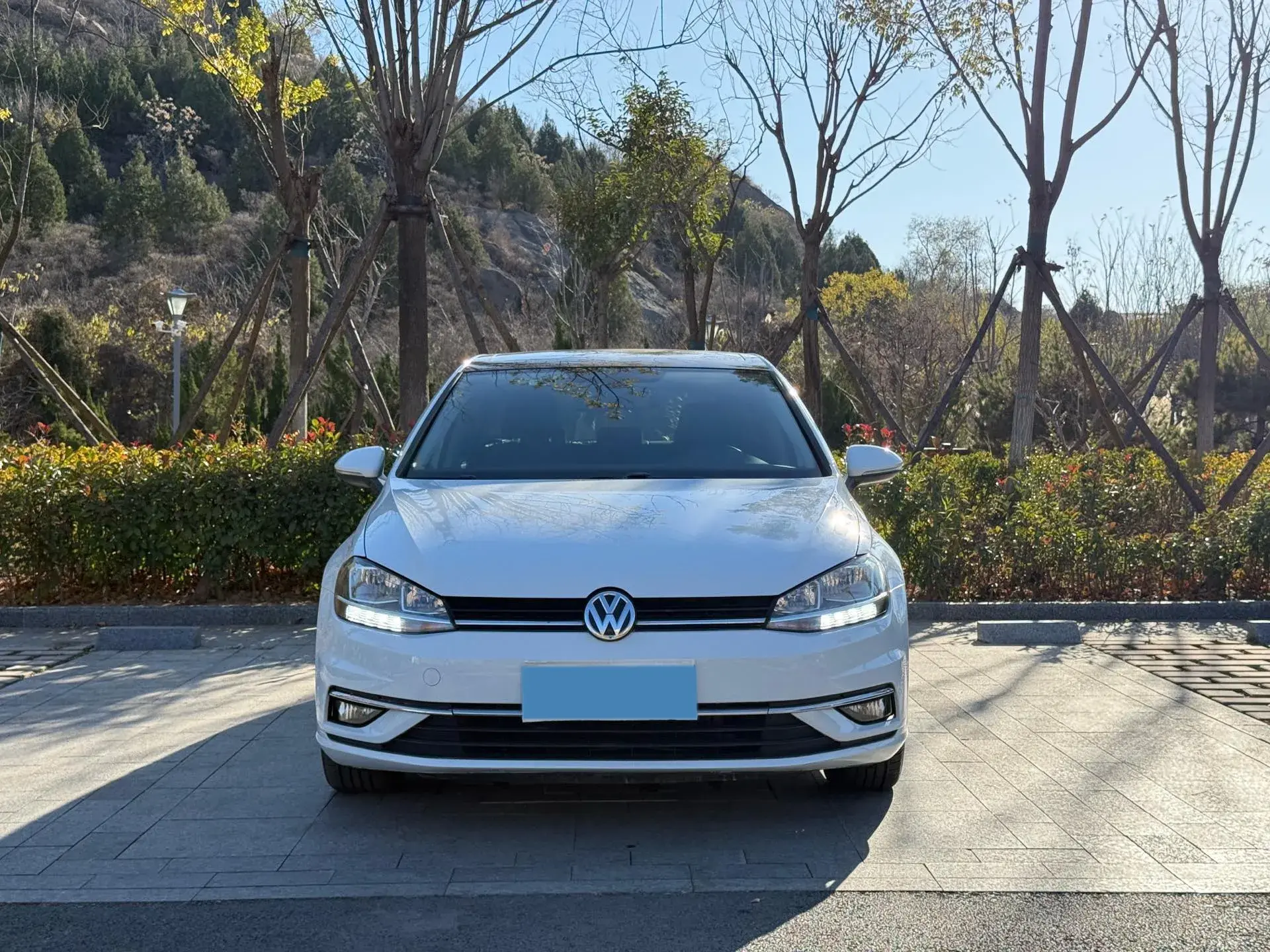 2018 VOLKSWAGEN GOLF thumbnail 2