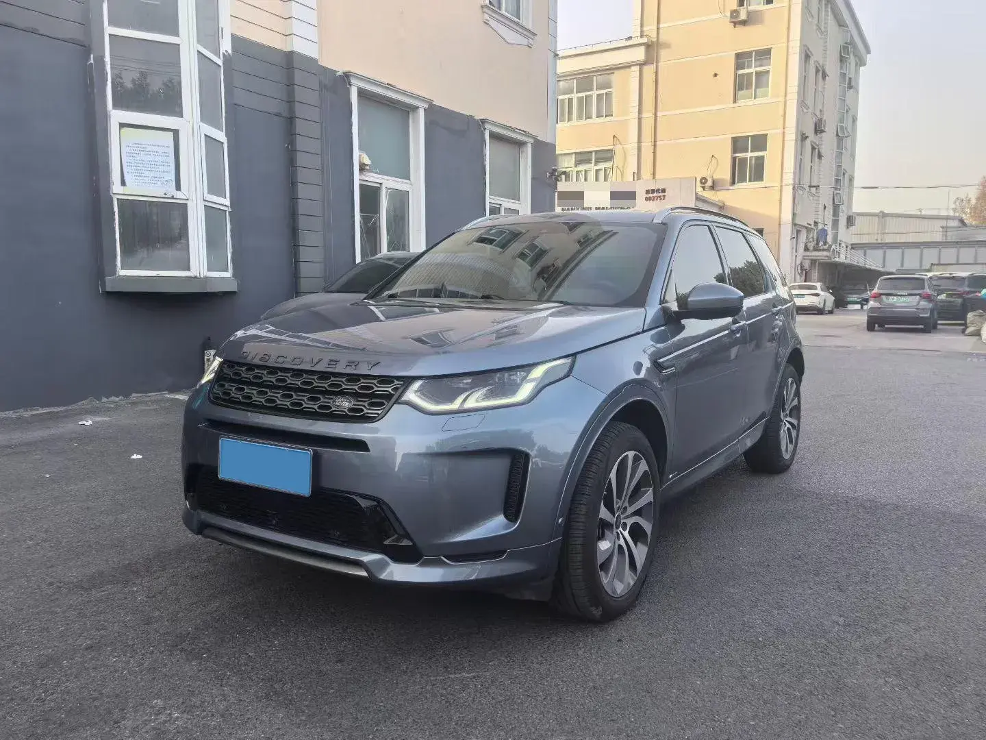 2020 LAND ROVER view 1