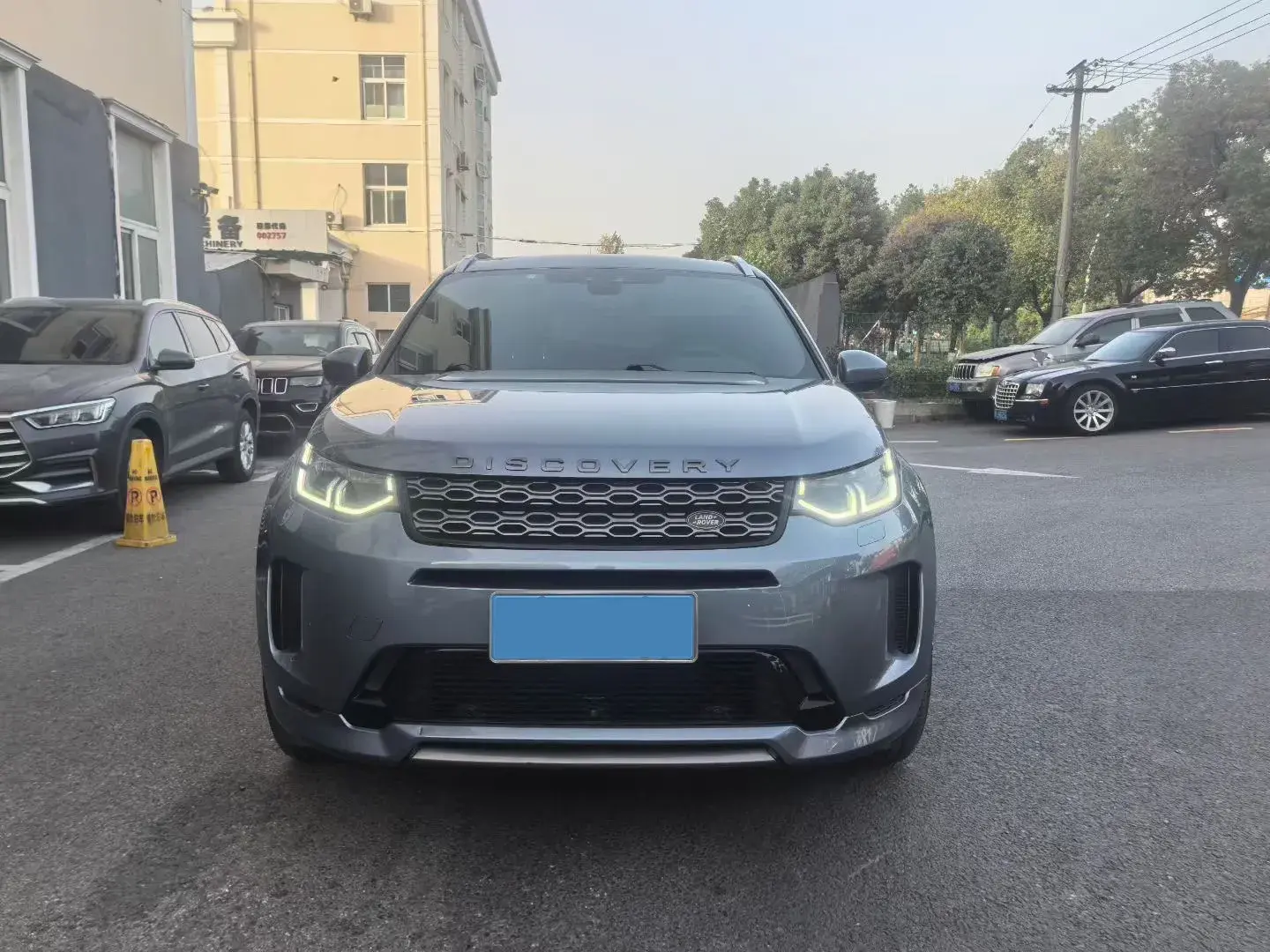 2020 LAND ROVER thumbnail 2