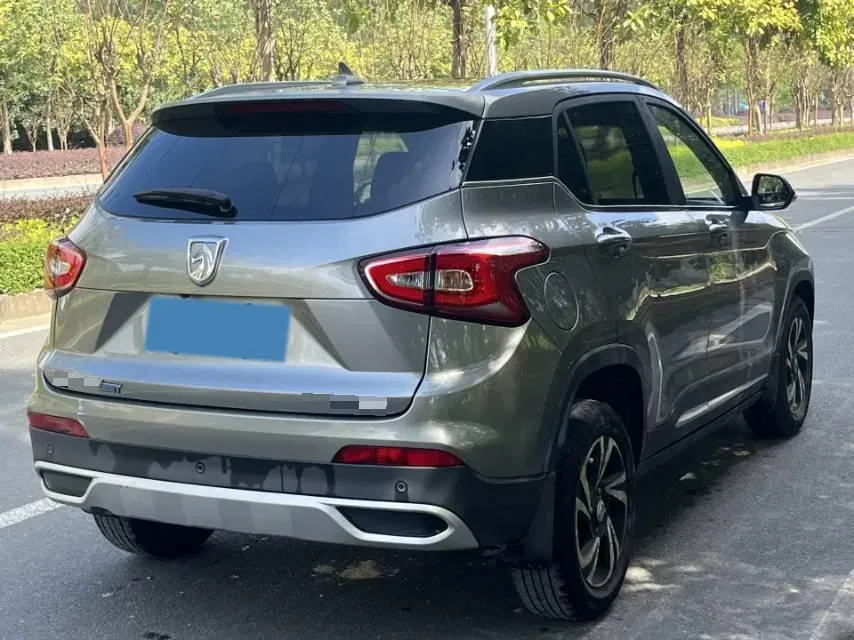 2017 BaoJun 510 1.5L 112HP L4 6MT,autocango,china used car exporter,china ev exporter,chinese used car exporter,chinese used ev exporter