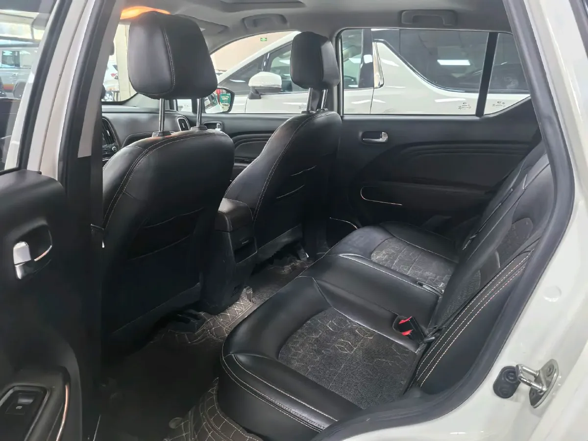 2017 GAC Trumpchi GS3 1.5L 114HP L4 5MT,autocango,china used car exporter,china ev exporter,chinese used car exporter,chinese used ev exporter