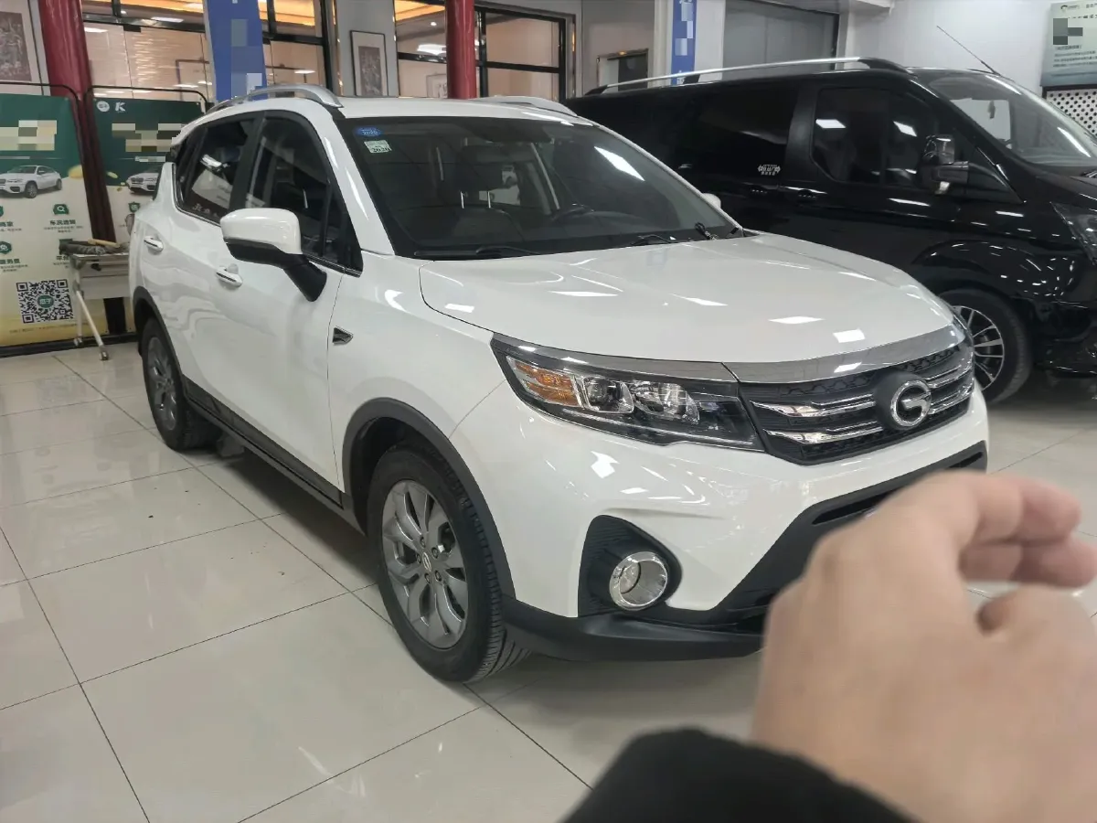 2017 GAC Trumpchi GS3 1.5L 114HP L4 5MT,autocango,china used car exporter,china ev exporter,chinese used car exporter,chinese used ev exporter