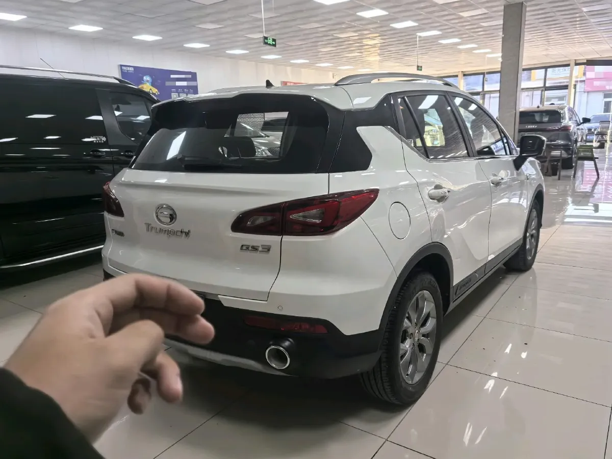 2017 GAC Trumpchi GS3 1.5L 114HP L4 5MT,autocango,china used car exporter,china ev exporter,chinese used car exporter,chinese used ev exporter