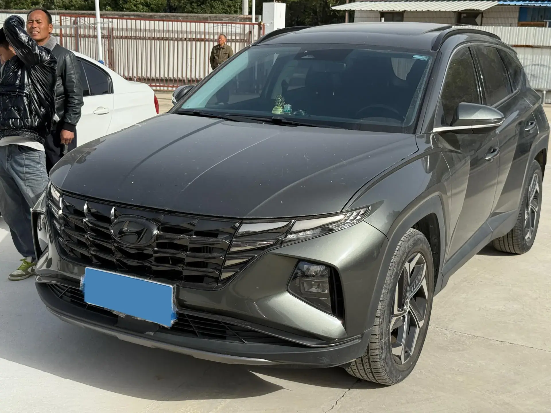 2021 HYUNDAI TUCSON view 1