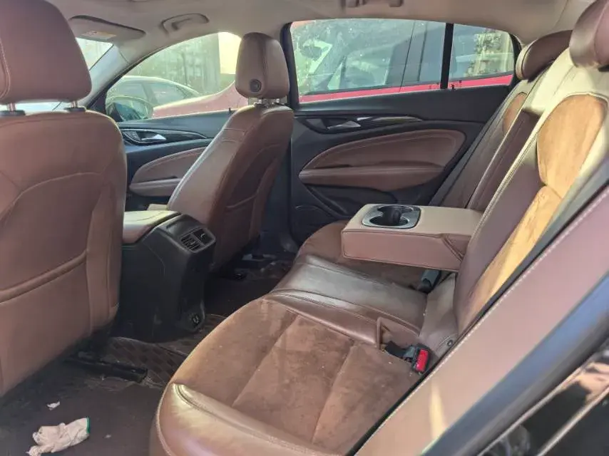 2020 BUICK REGAL thumbnail 4