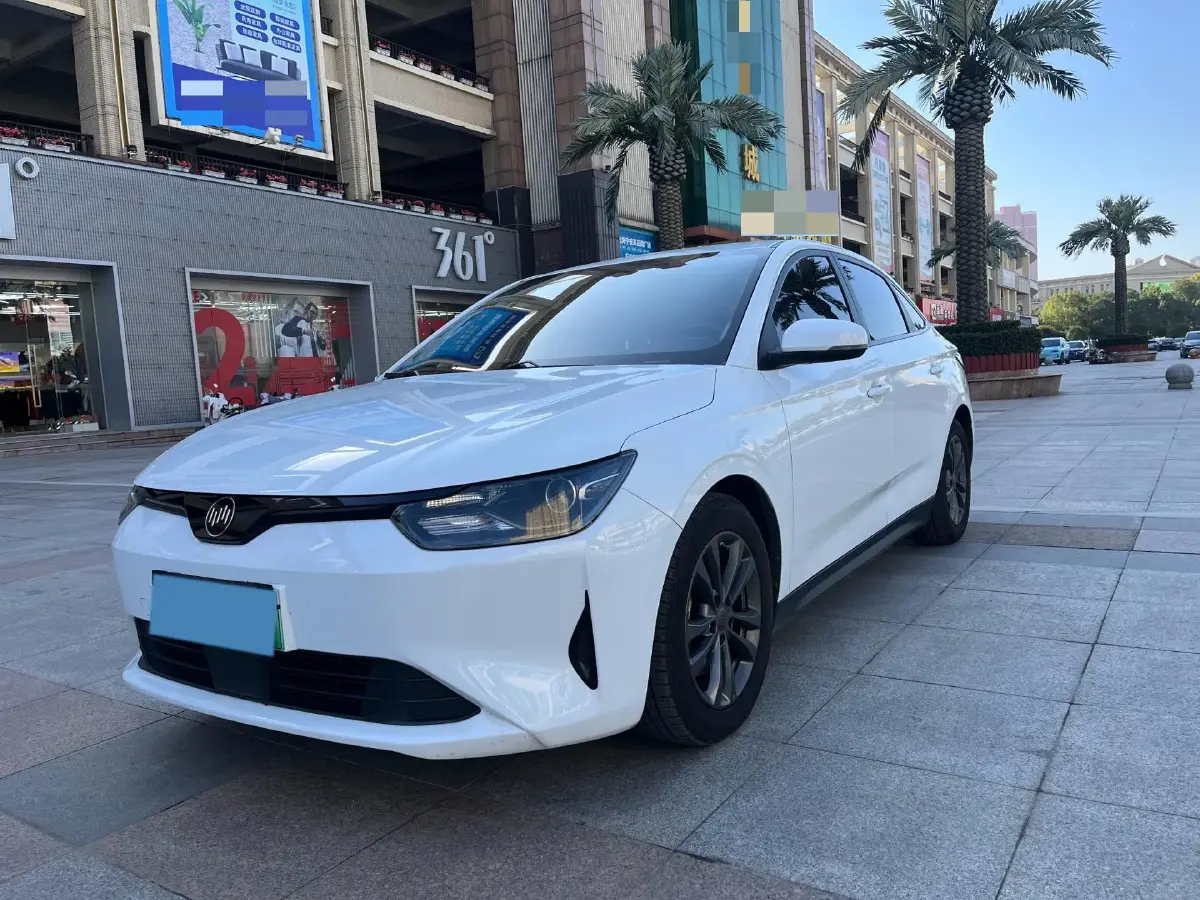 2021 Weltmeister E.5 BEV 58.589KWH