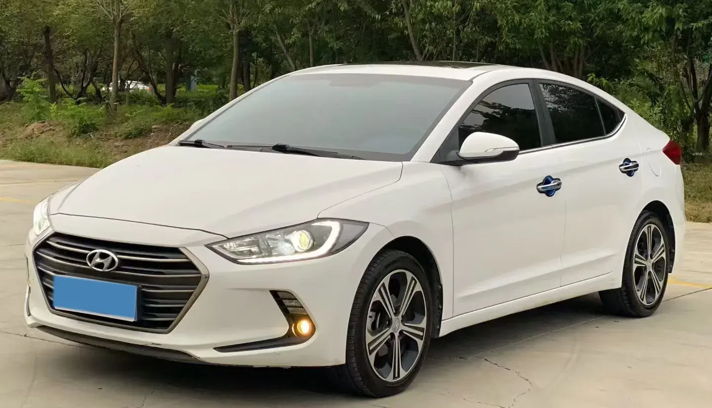 2018 Hyundai Elantra 1.4T 130HP L4 7DCT