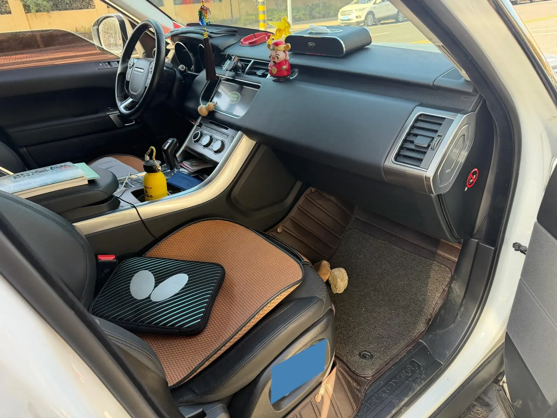 2017 LAND ROVER thumbnail 3