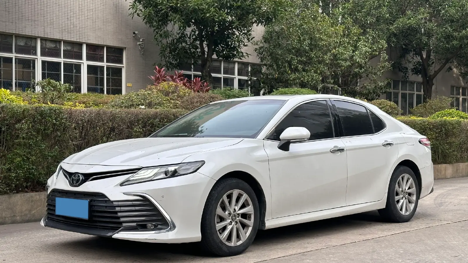 2021 Toyota Camry 2.0L 178HP L4 CVT