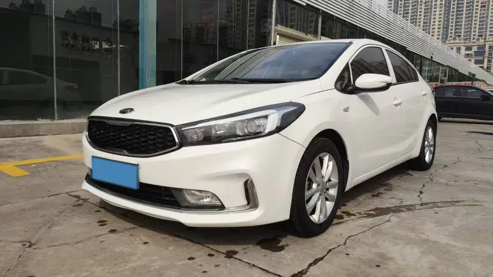 2016 KIA K3 view 1