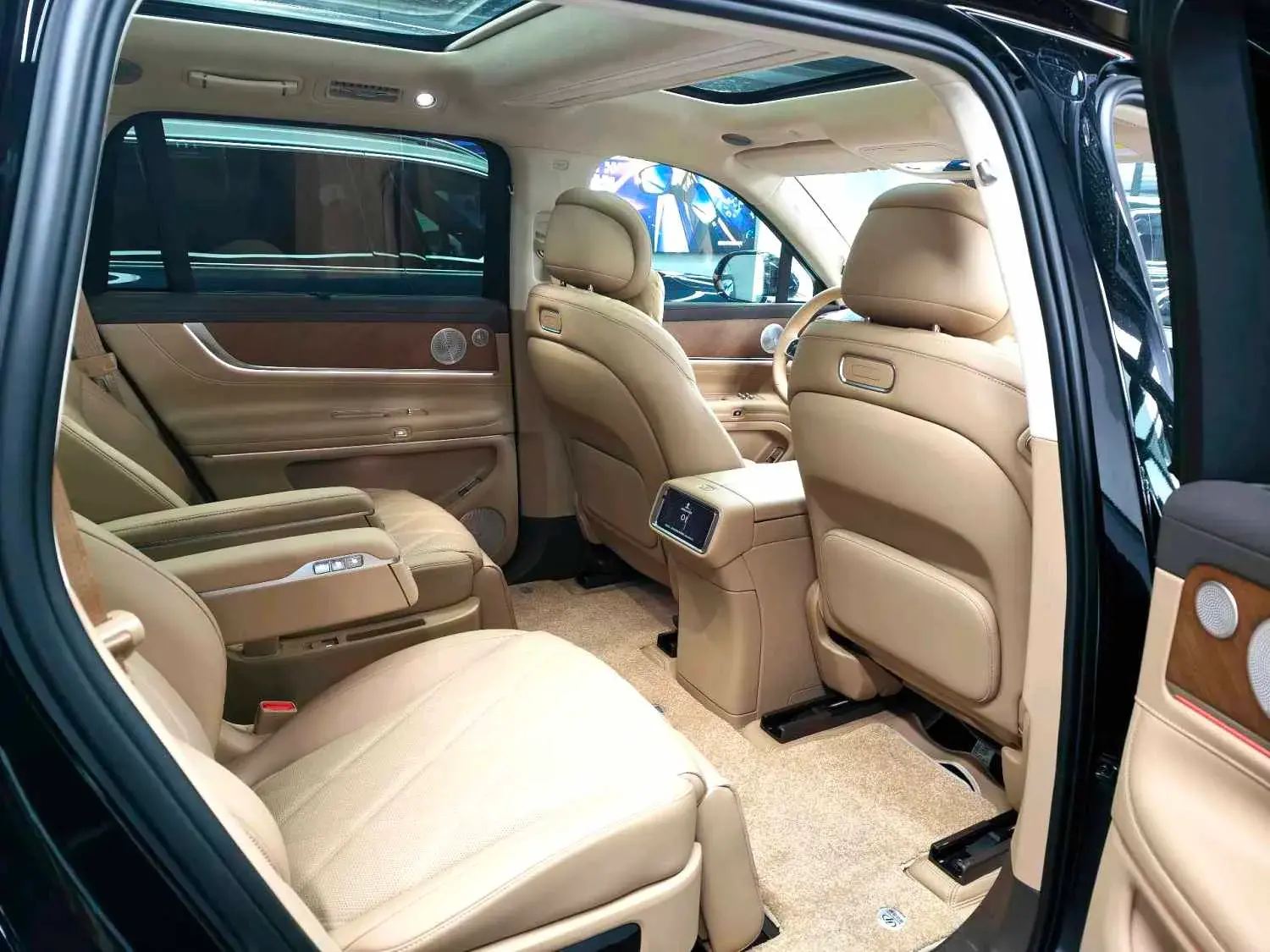 2025 HIMA AITO thumbnail 3