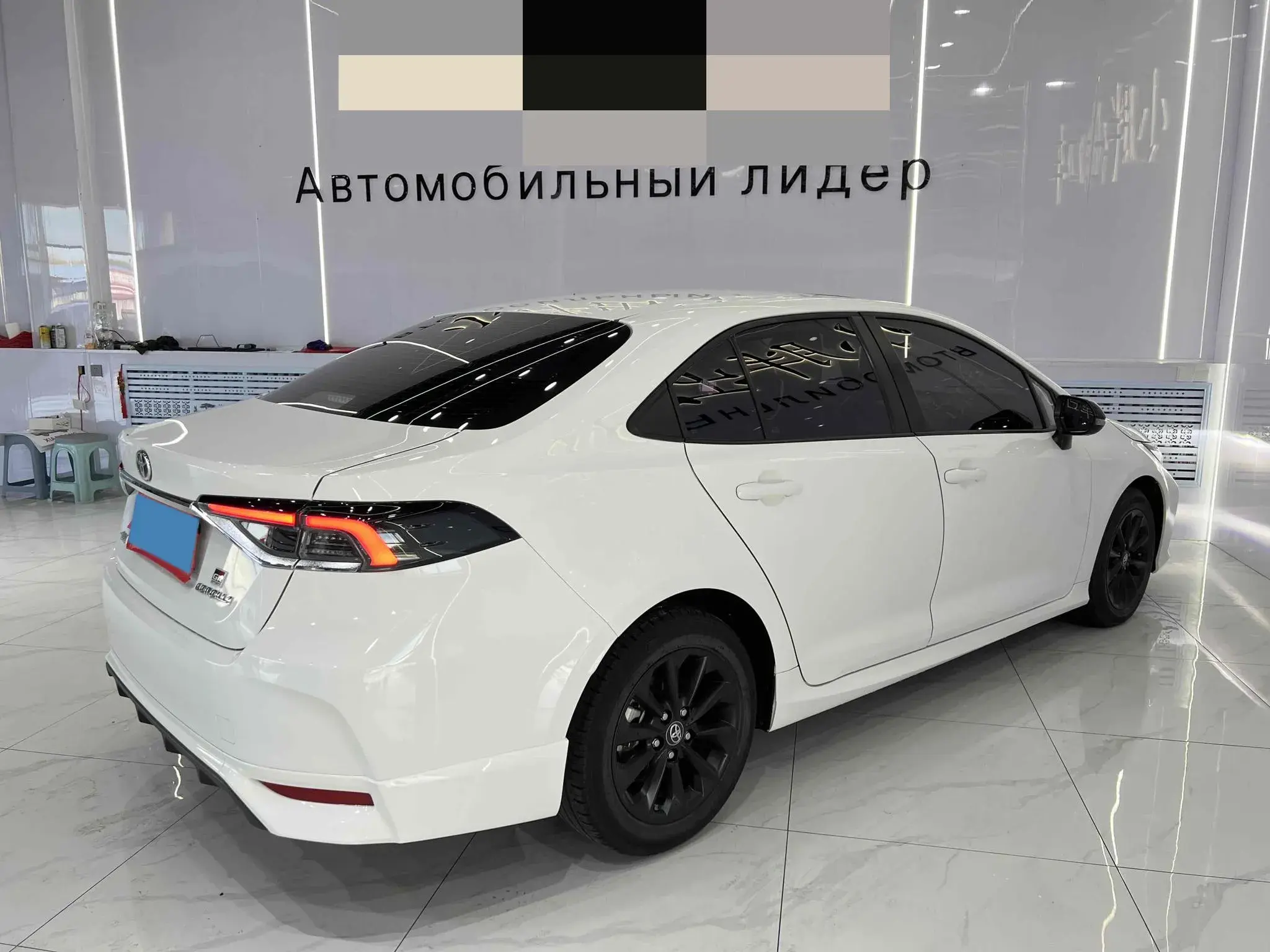 2021 TOYOTA COROLLA thumbnail 2