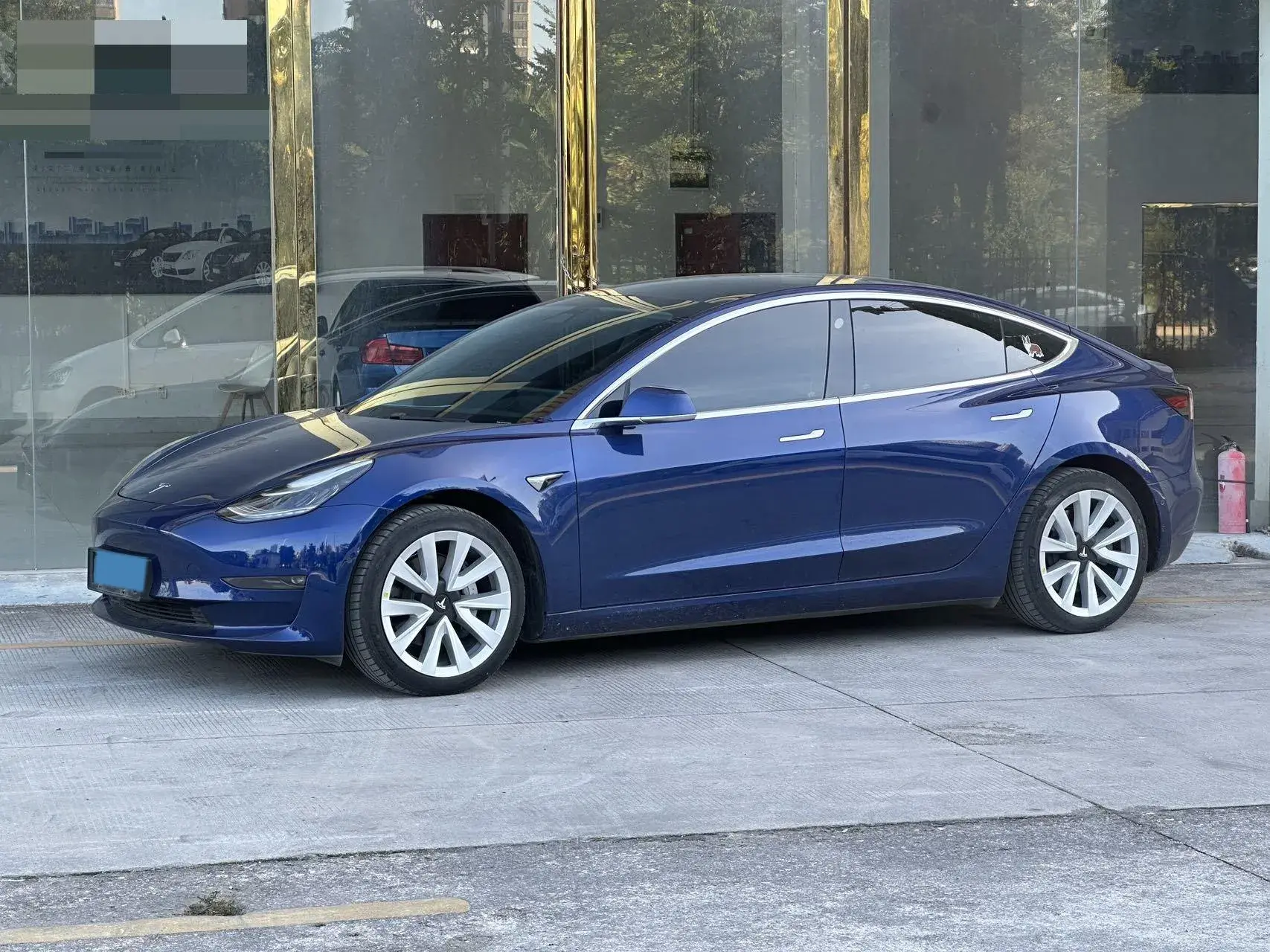 2020 TESLA MODEL view 1