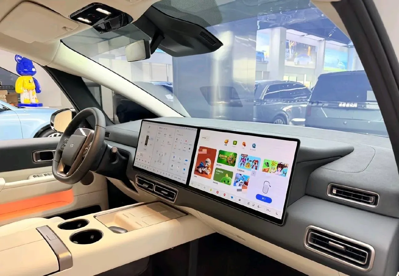 2025 Li MEGA BEV,autocango,china used car exporter,china ev exporter,chinese used car exporter,chinese used ev exporter