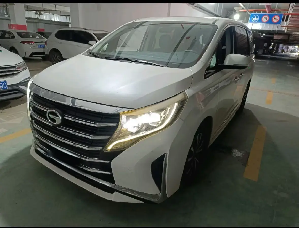 2021 GAC Trumpchi M8 2.0T 252HP L4 8AT